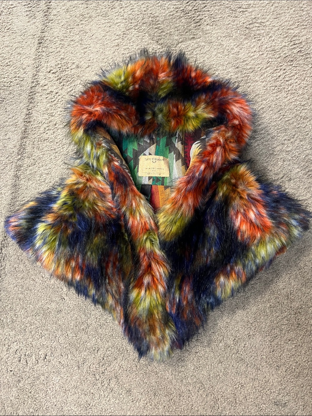 SpiritHoods Collectors  Edition Parrot Shawl